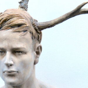 Leo Ferdinando Demetz, Serie Giovane Guerriero (particolare), tiglio, 65 cm (25,6 in)