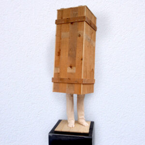 Leo Ferdinando Demetz, Fragile, tiglio, 80 cm (31,5 in)